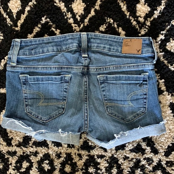 American Eagle short shorts - Picture 2 of 3